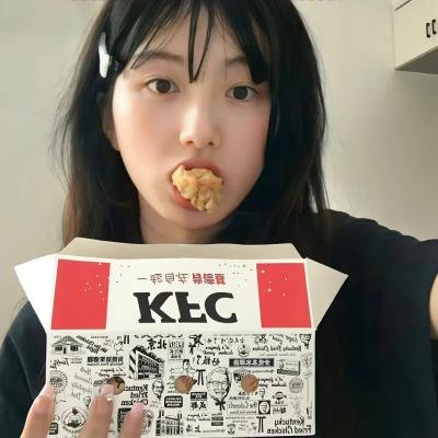 滑板女孩